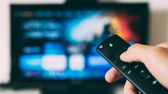 Pourquoi payer plus cher pour Internet, la télévision et la téléphonie ?